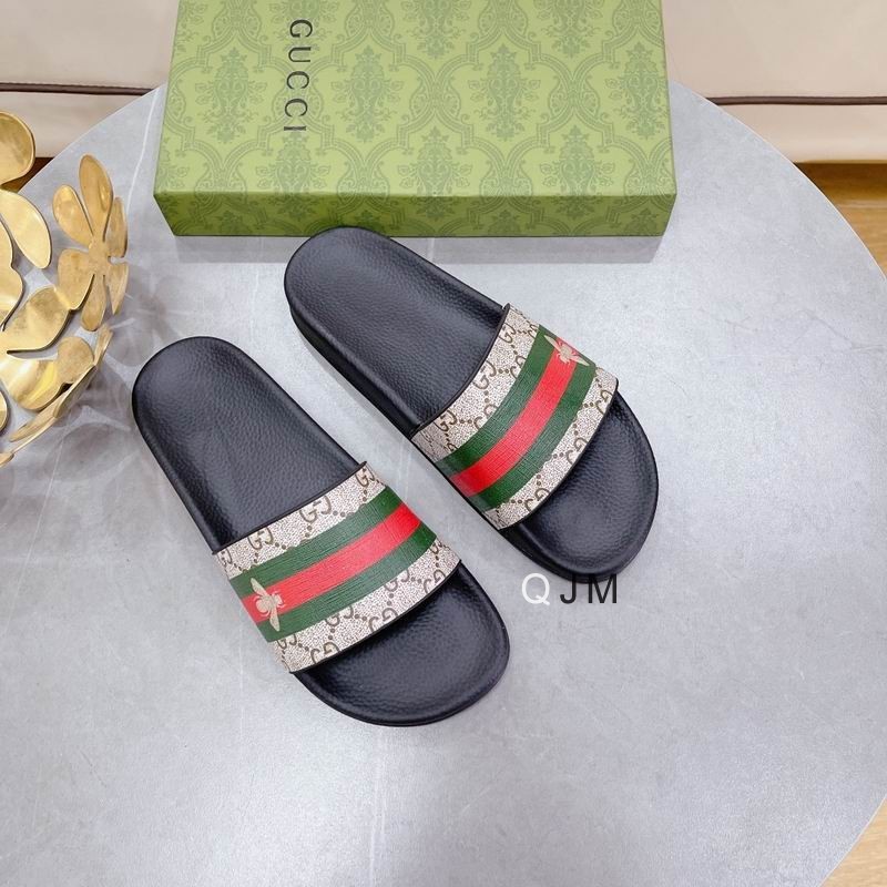 Gucci Men's Slippers 83